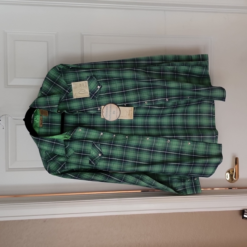 NWT Wrangler Western button down